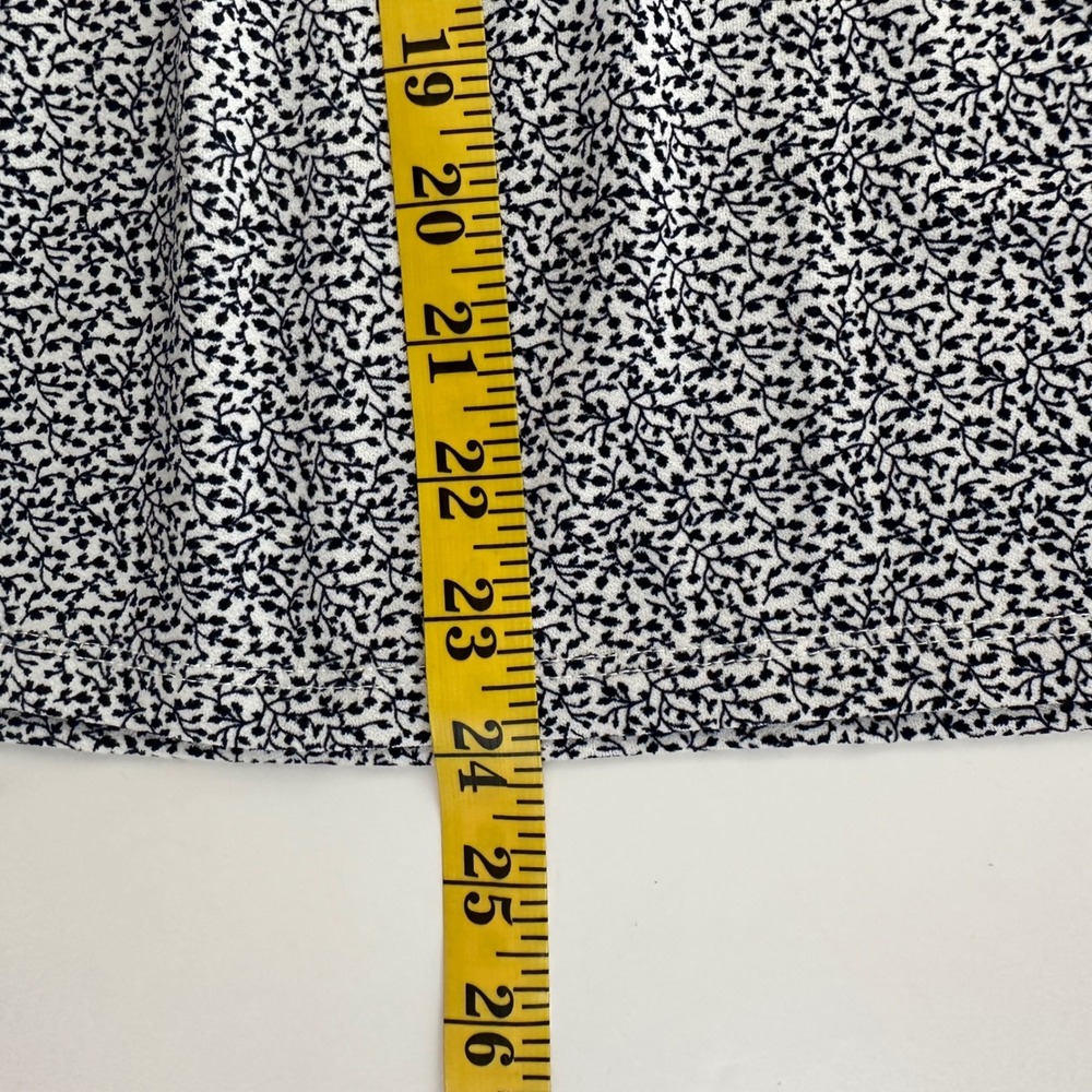 Adrianna Papell Blouse Women Size M Black White Floral Halter Sleeveless Top - Picture 5 of 10